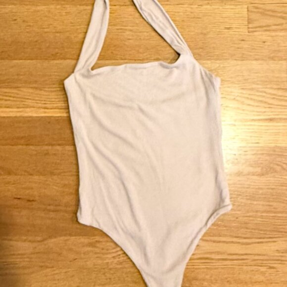 Superdown Candice Halter Bodysuit - Small - Picture 5 of 6